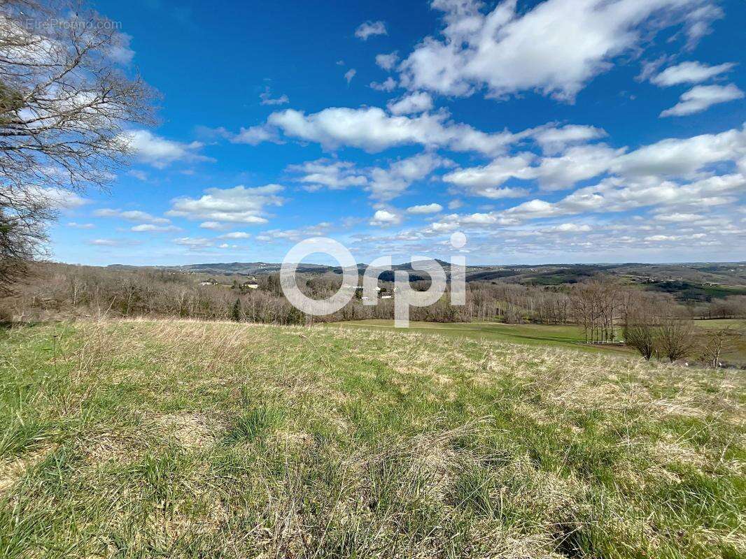 Maison à BRIGNAC-LA-PLAINE