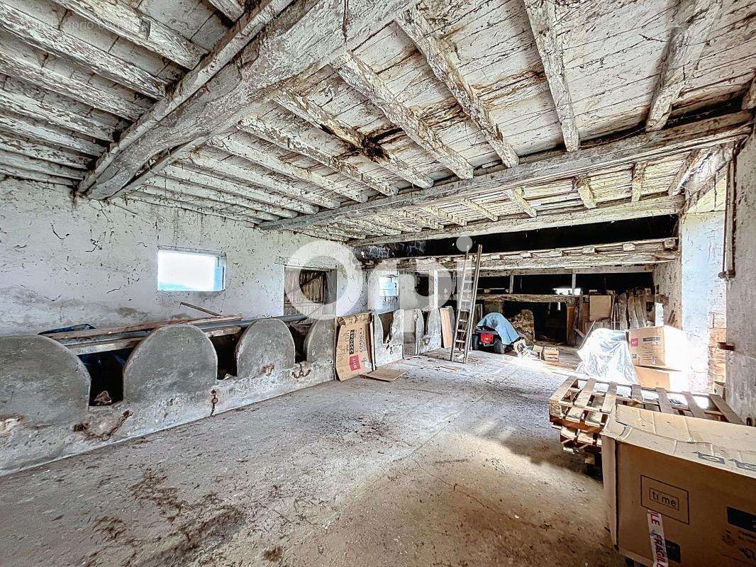 Maison à BRIGNAC-LA-PLAINE