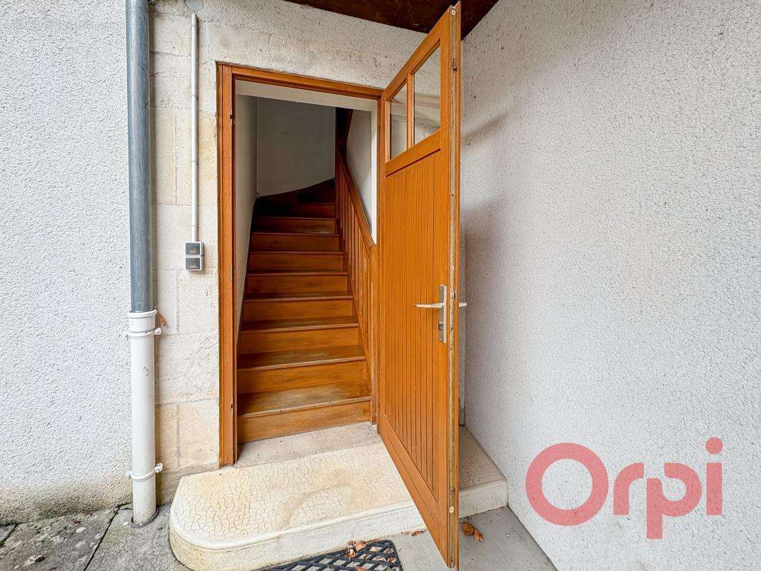 Appartement à SAINT-AMAND-MONTROND