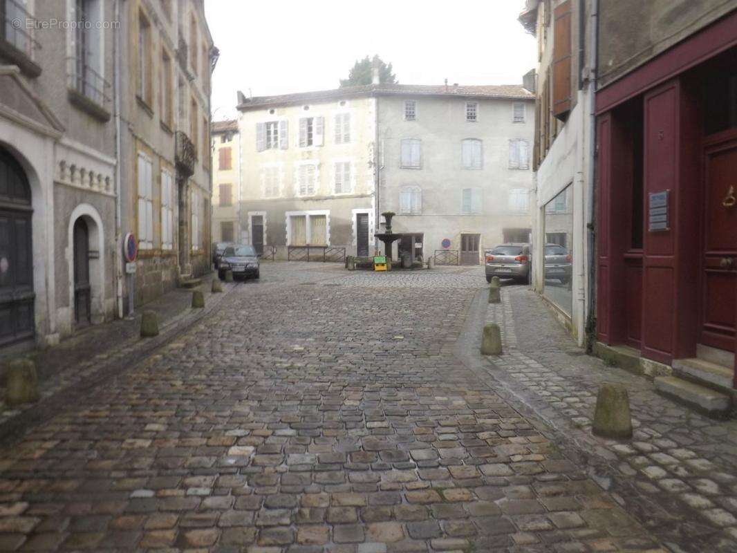 Appartement à CONFOLENS