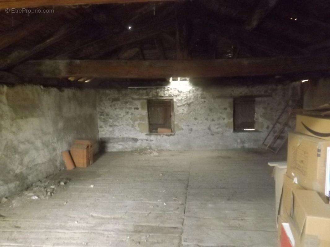 Appartement à CONFOLENS