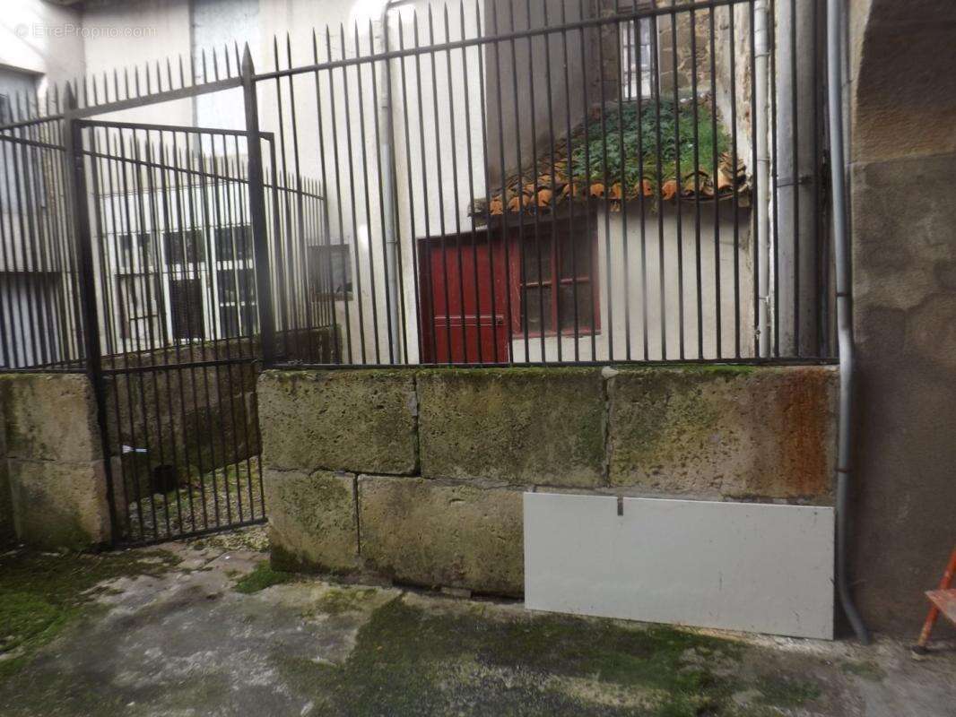 Appartement à CONFOLENS