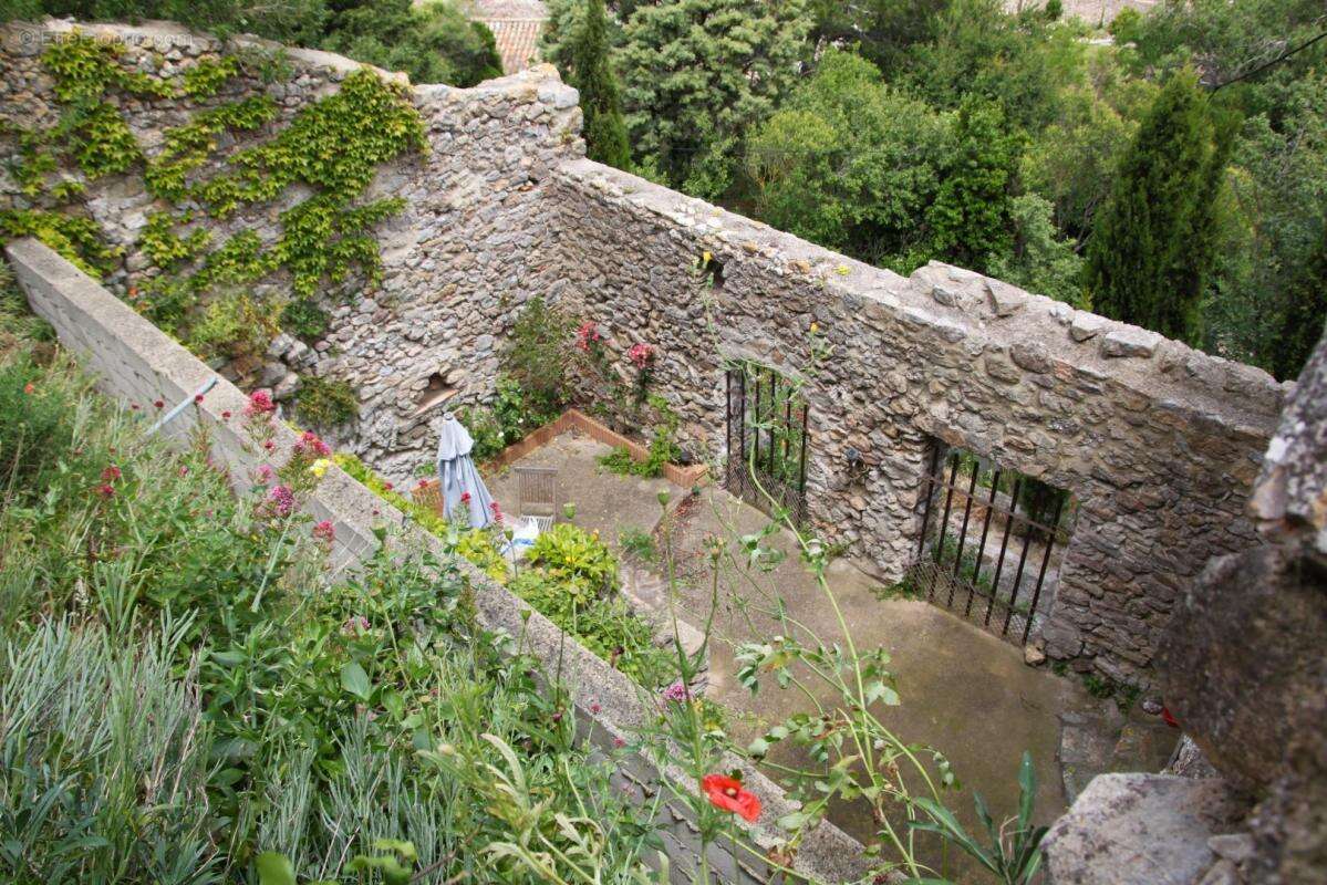 Maison à FONTJONCOUSE