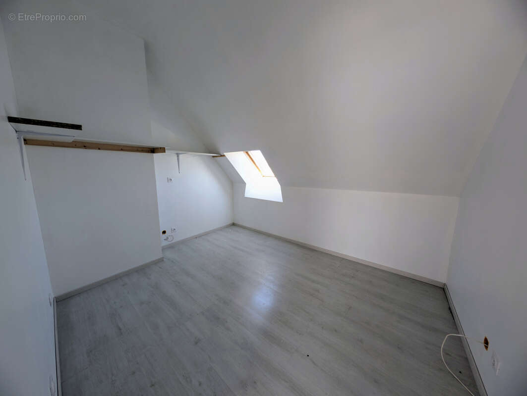 Maison à MARNAY-SUR-SEINE