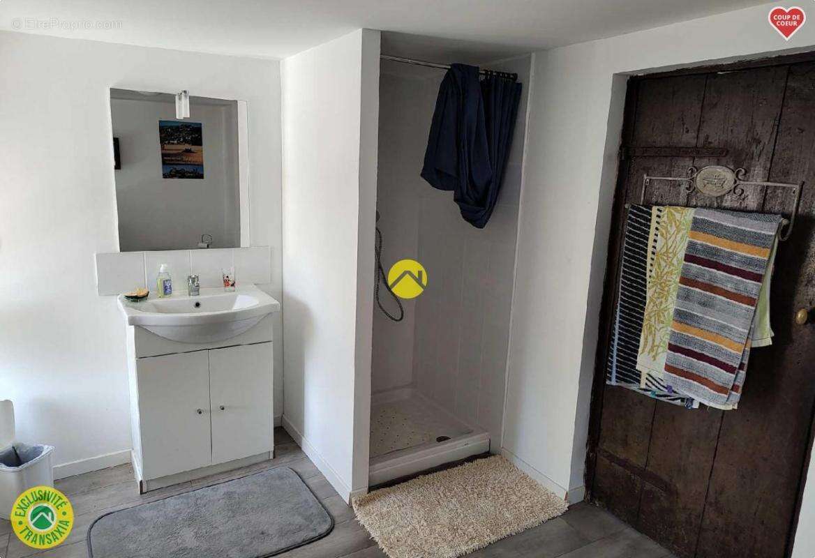 Maison à DUN-LE-PALESTEL