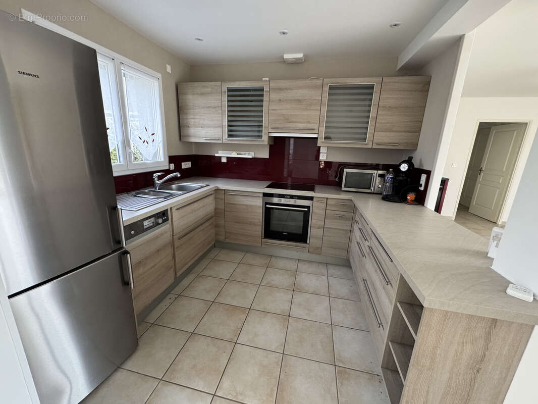 Maison à EQUEMAUVILLE