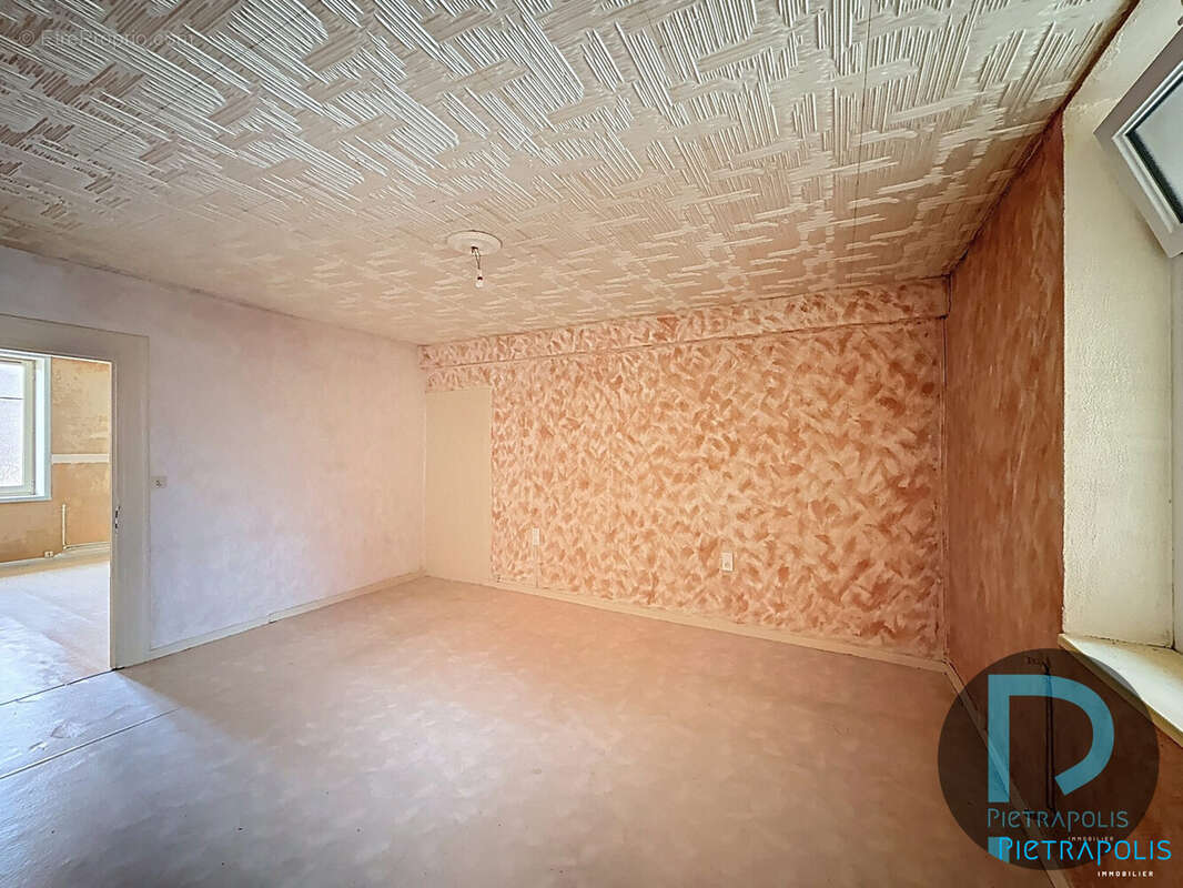 Appartement à MONTMERLE-SUR-SAONE