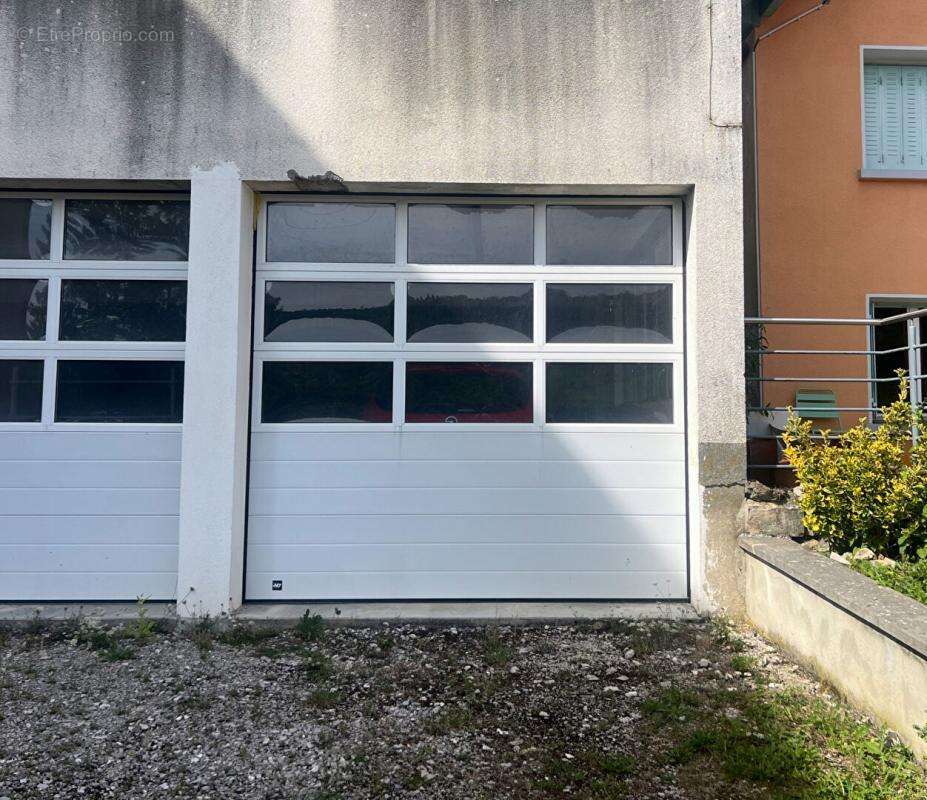 Appartement à VERNIERFONTAINE