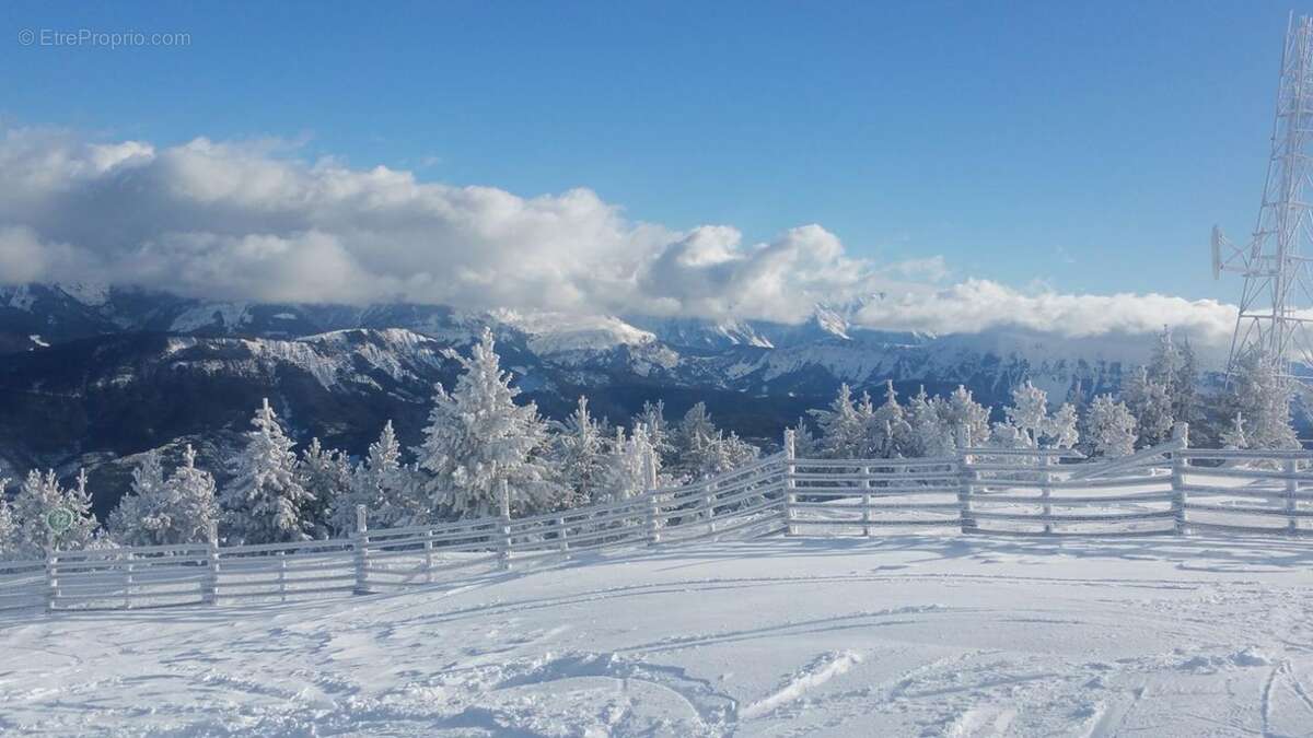 Appartement à SELONNET