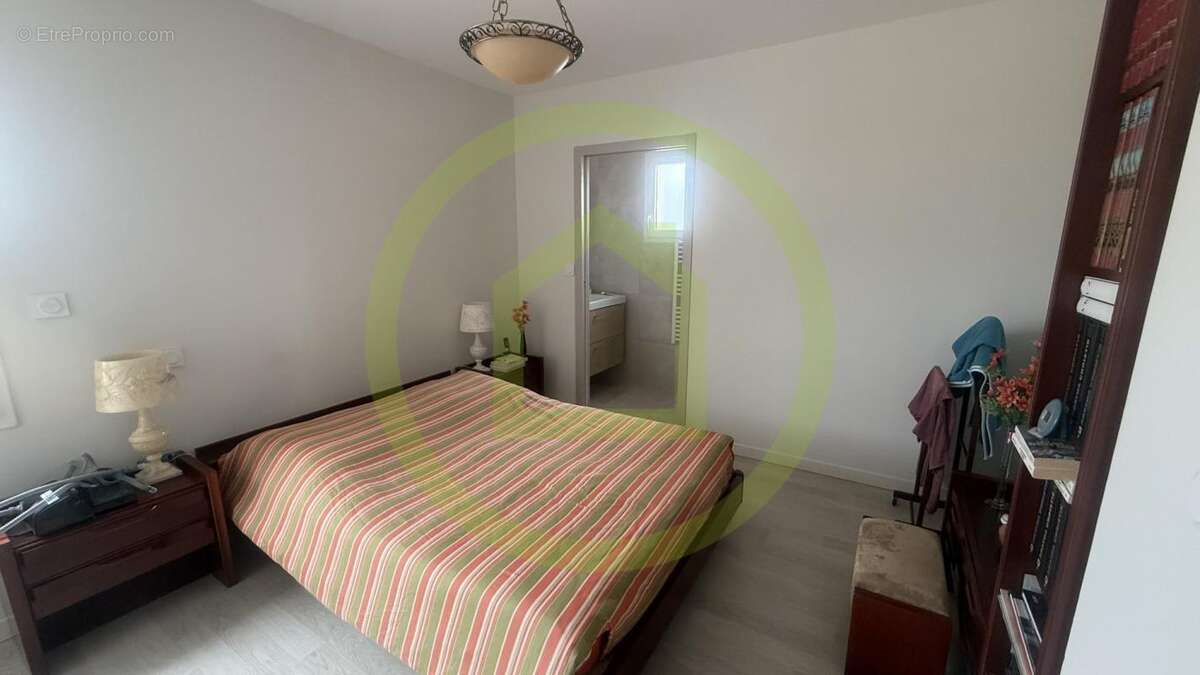 Maison à MAGNAC-SUR-TOUVRE