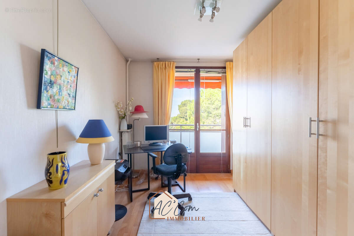 Appartement à MARSEILLE-12E