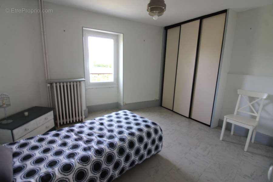 Maison à SAINT-SAULGE