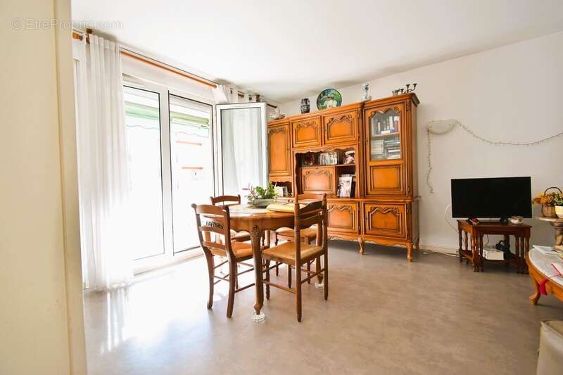 Appartement à HYERES