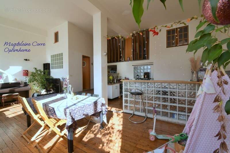 Appartement à IVRY-SUR-SEINE