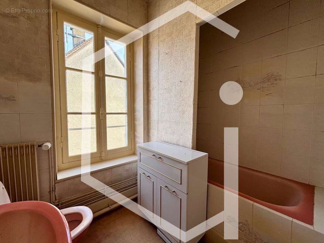 Maison à MESVES-SUR-LOIRE