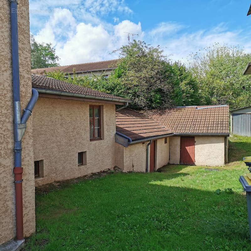 Maison à ECUISSES