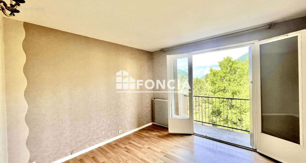 Appartement à VIZILLE