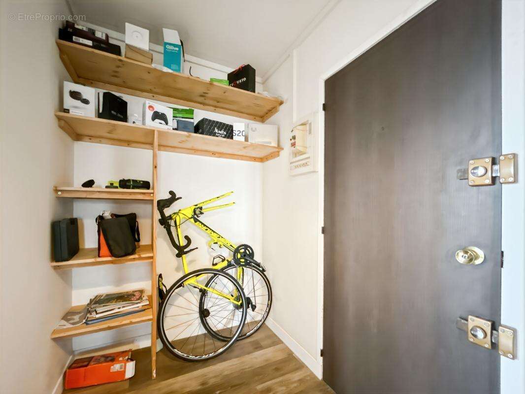 Appartement à SAINT-JEAN-DE-BRAYE