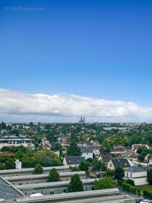 Appartement à SAINT-JEAN-DE-BRAYE