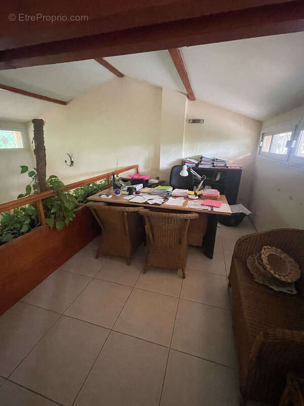 Maison à VILLENEUVE-LES-BOULOC