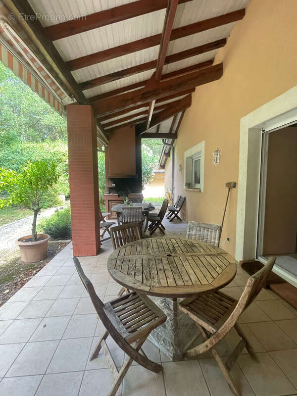 Maison à VILLENEUVE-LES-BOULOC