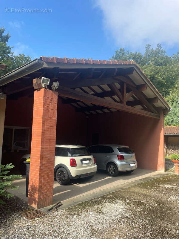 Maison à VILLENEUVE-LES-BOULOC