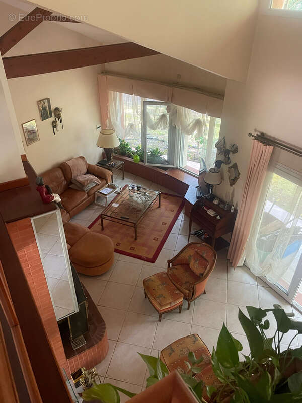 Maison à VILLENEUVE-LES-BOULOC