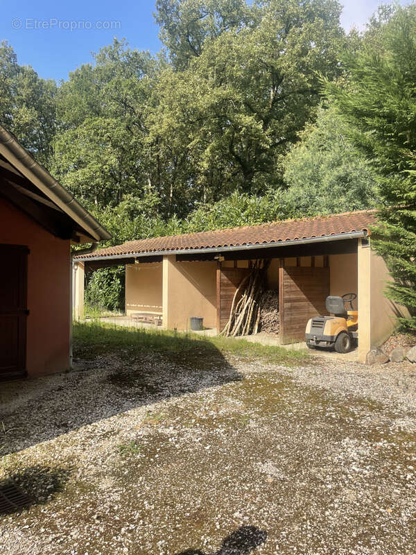 Maison à VILLENEUVE-LES-BOULOC