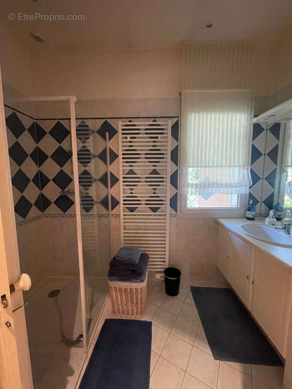 Maison à VILLENEUVE-LES-BOULOC