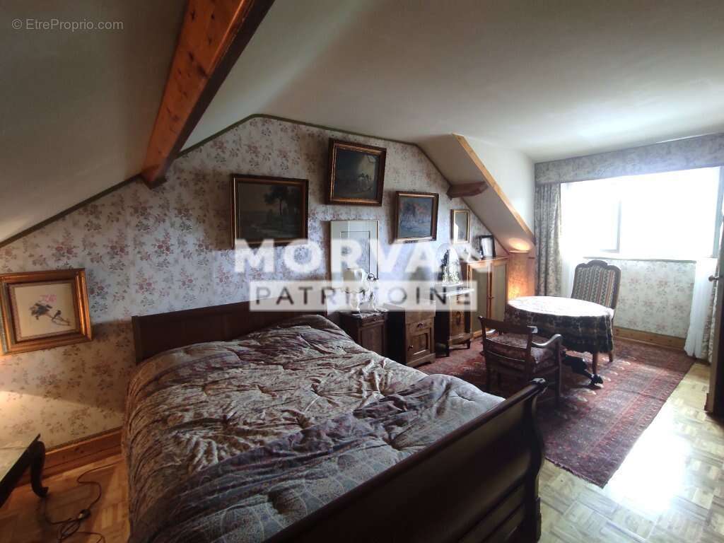 Maison à SAINT-LEGER-DE-FOUGERET