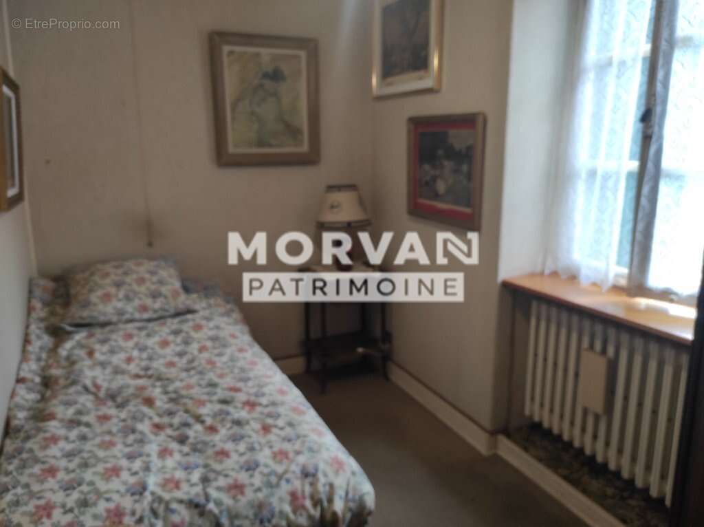 Maison à SAINT-LEGER-DE-FOUGERET