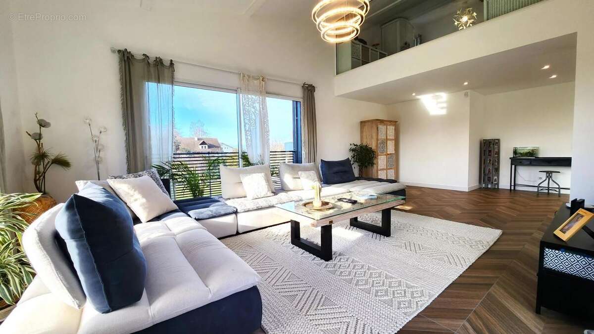 Maison à ANTHY-SUR-LEMAN