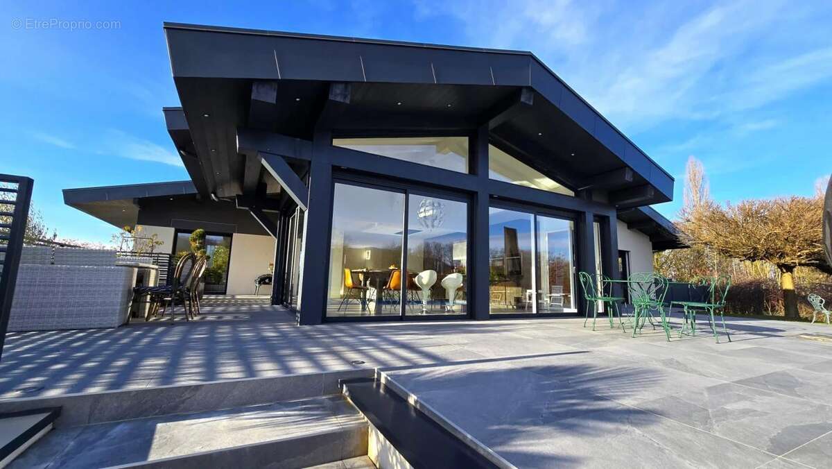 Maison à ANTHY-SUR-LEMAN