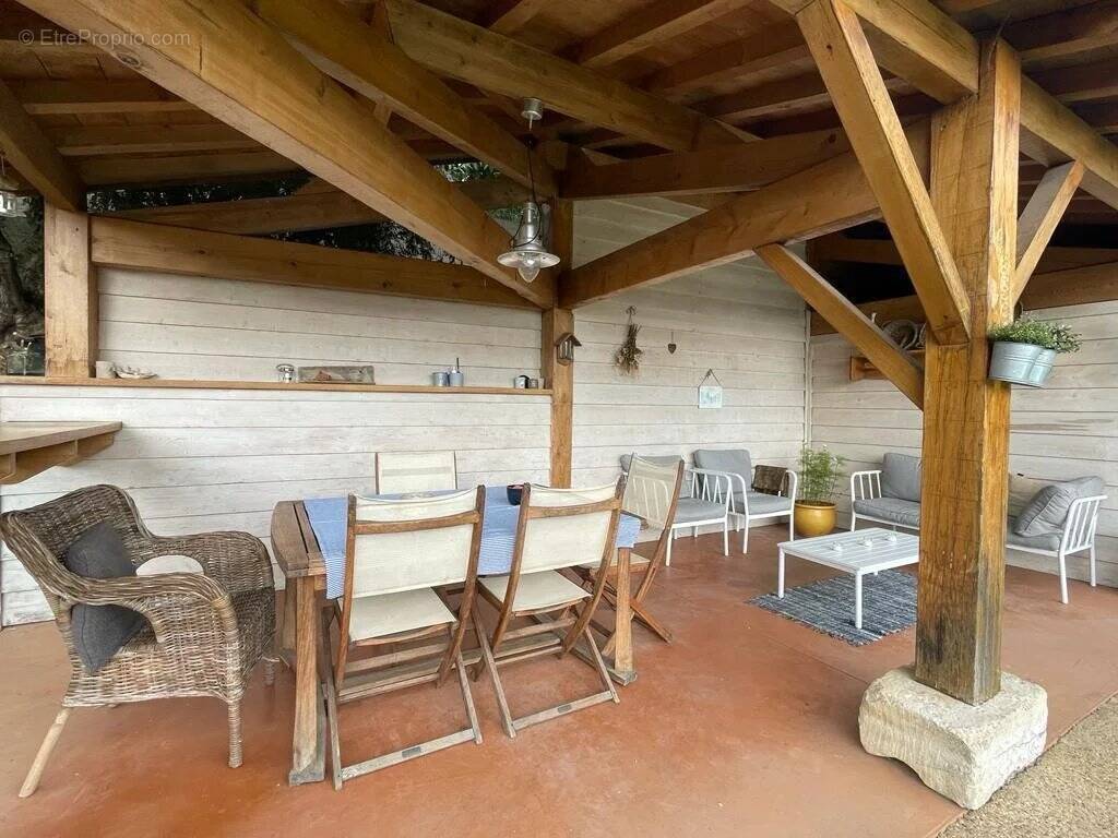 Maison à BELLEGARDE