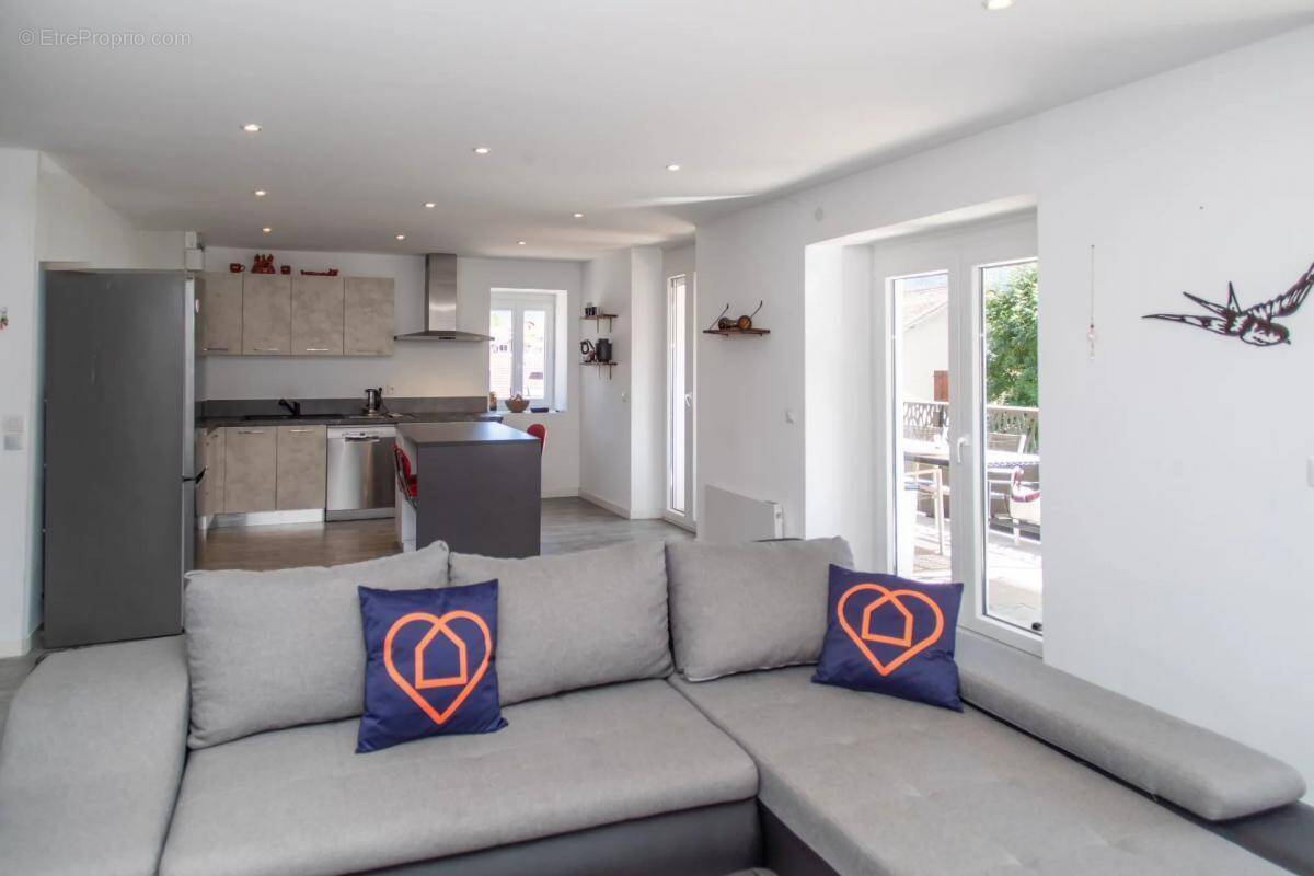 Appartement à BONS-EN-CHABLAIS