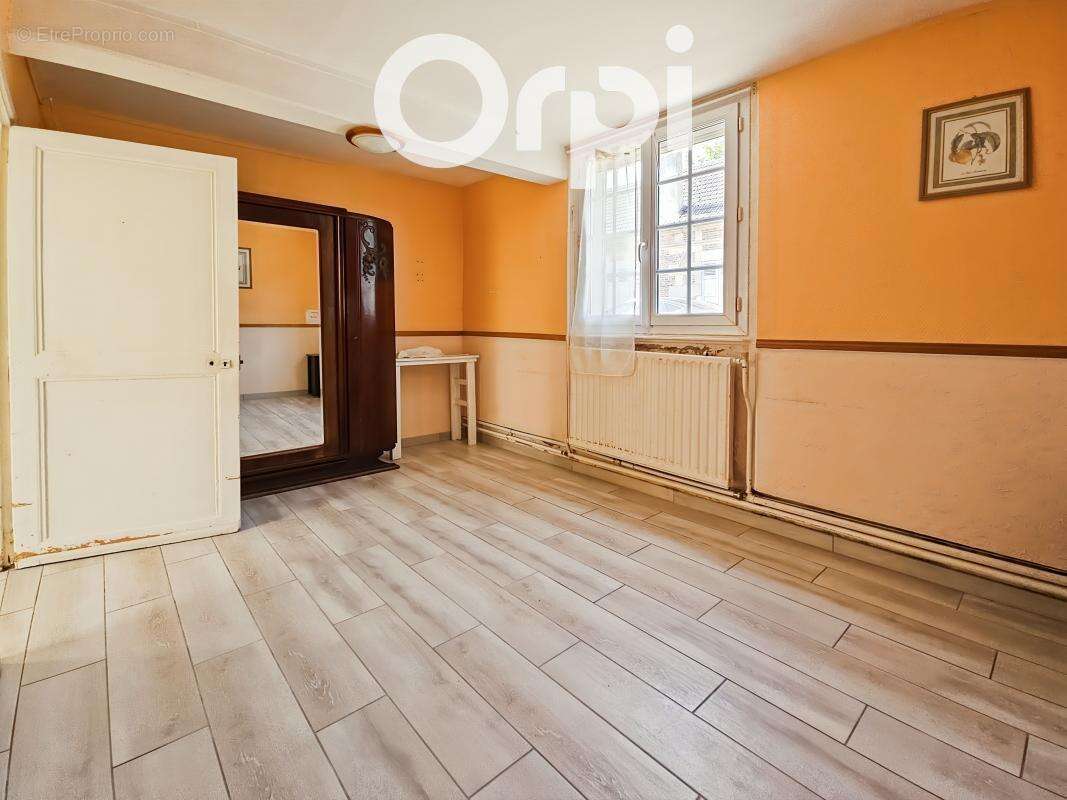 Maison à GRANDFRESNOY