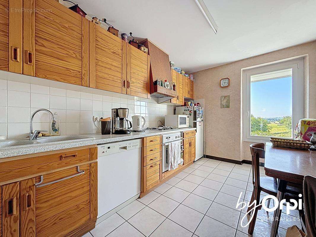 Maison à LAPEYROUSE