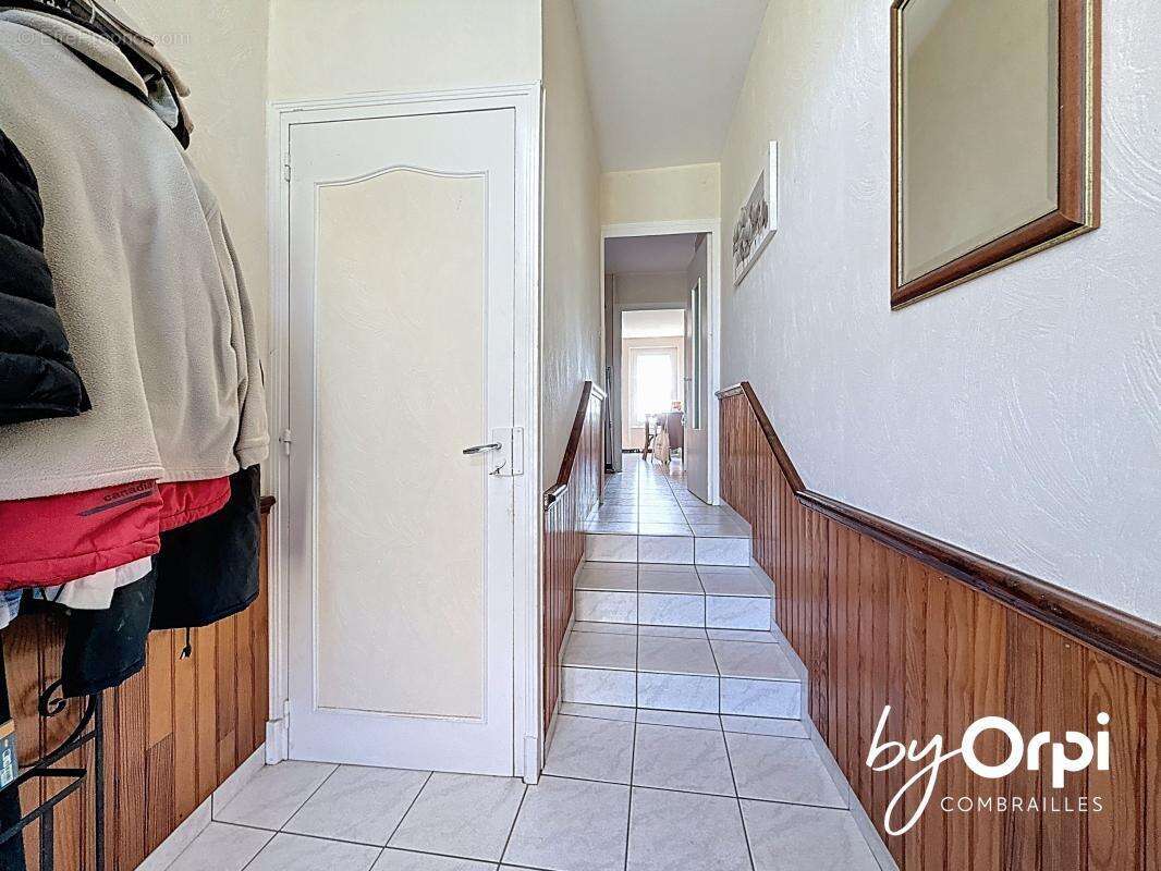 Maison à LAPEYROUSE