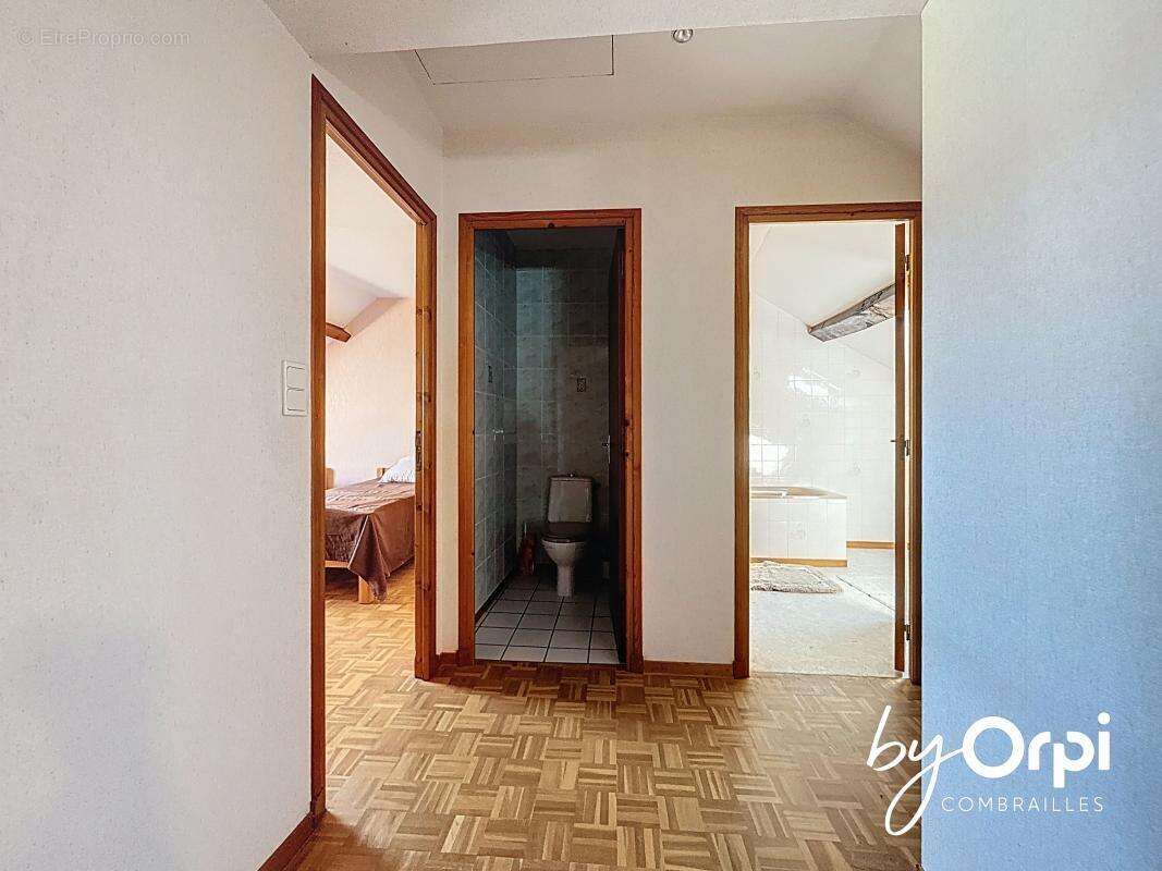 Maison à LAPEYROUSE