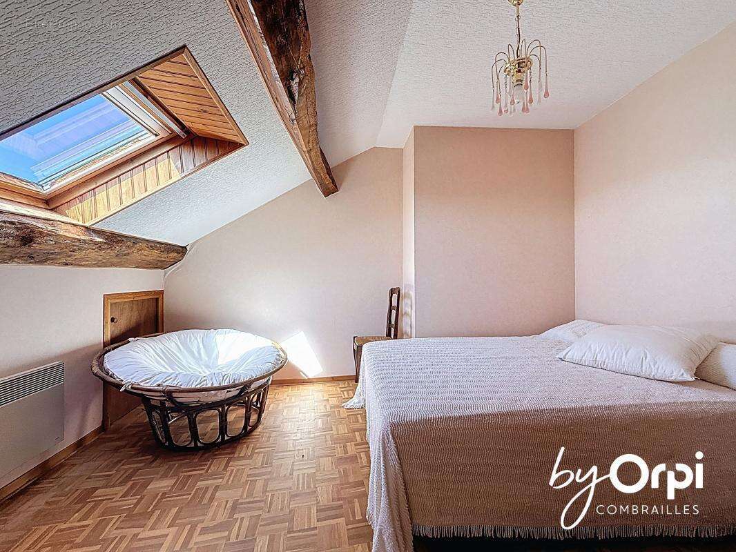 Maison à LAPEYROUSE