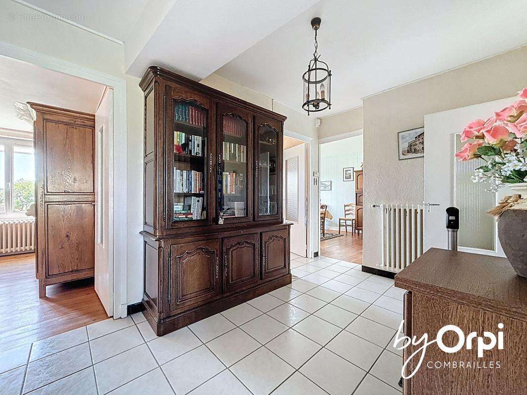 Maison à LAPEYROUSE