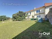 Maison à LAPEYROUSE