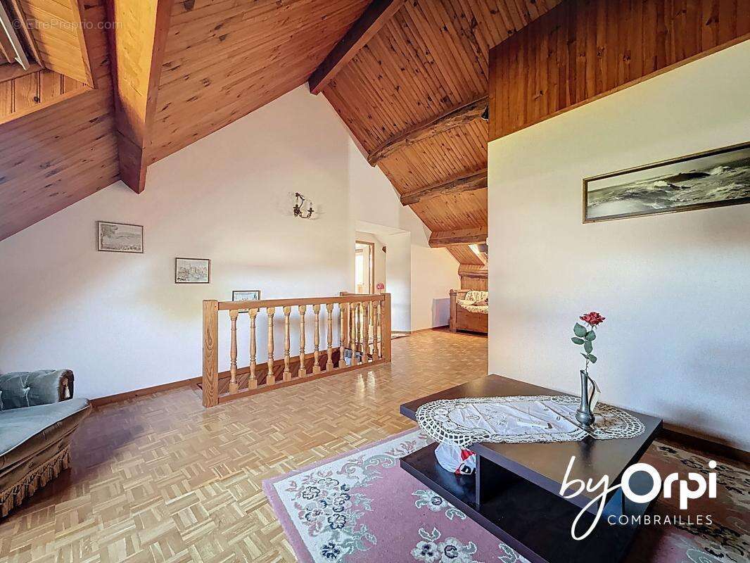 Maison à LAPEYROUSE