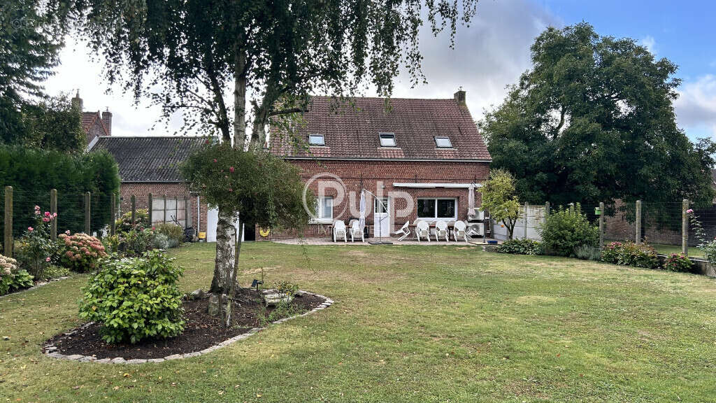 Maison à NEUVILLE-SAINT-VAAST