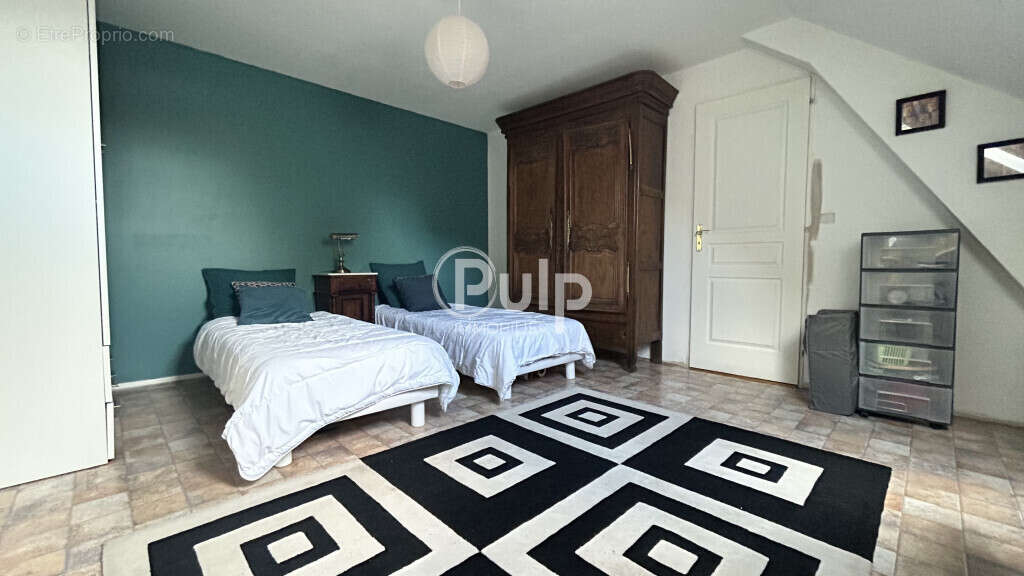 Maison à NEUVILLE-SAINT-VAAST