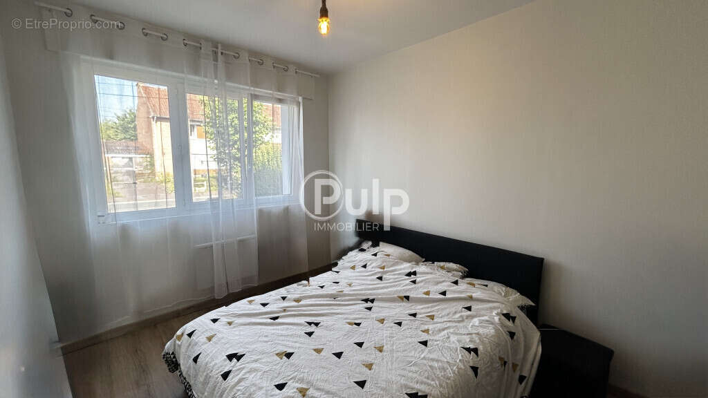 Maison à COURRIERES