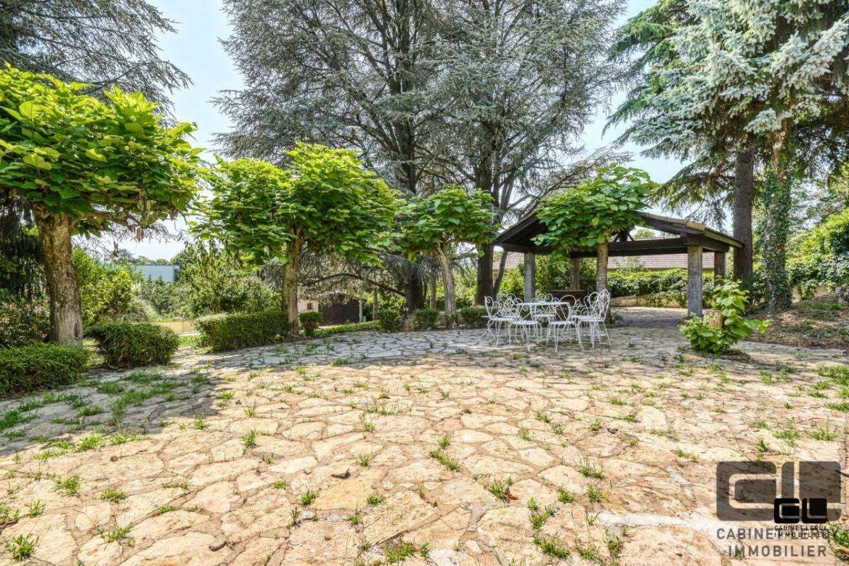 Maison à SAINT-CYR-AU-MONT-D&#039;OR