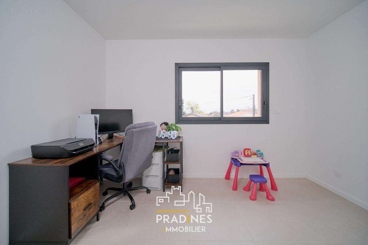 Maison à CHONAS-L&#039;AMBALLAN