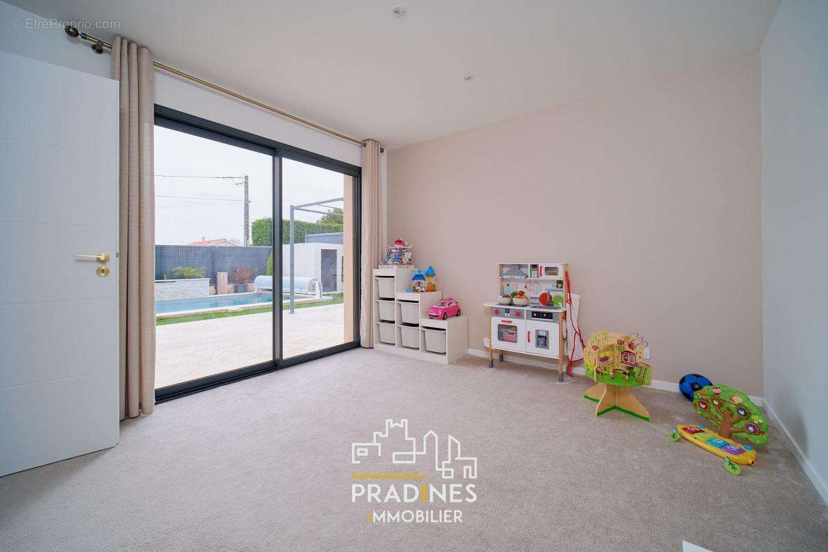 Maison à CHONAS-L&#039;AMBALLAN