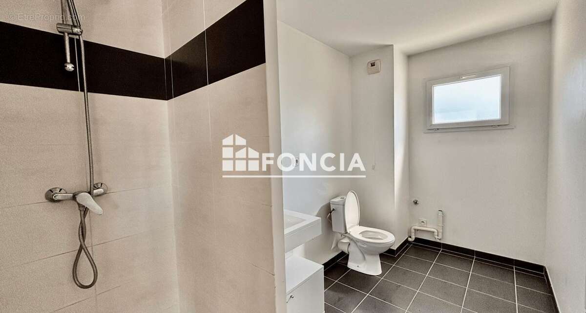 Appartement à CRAPONNE